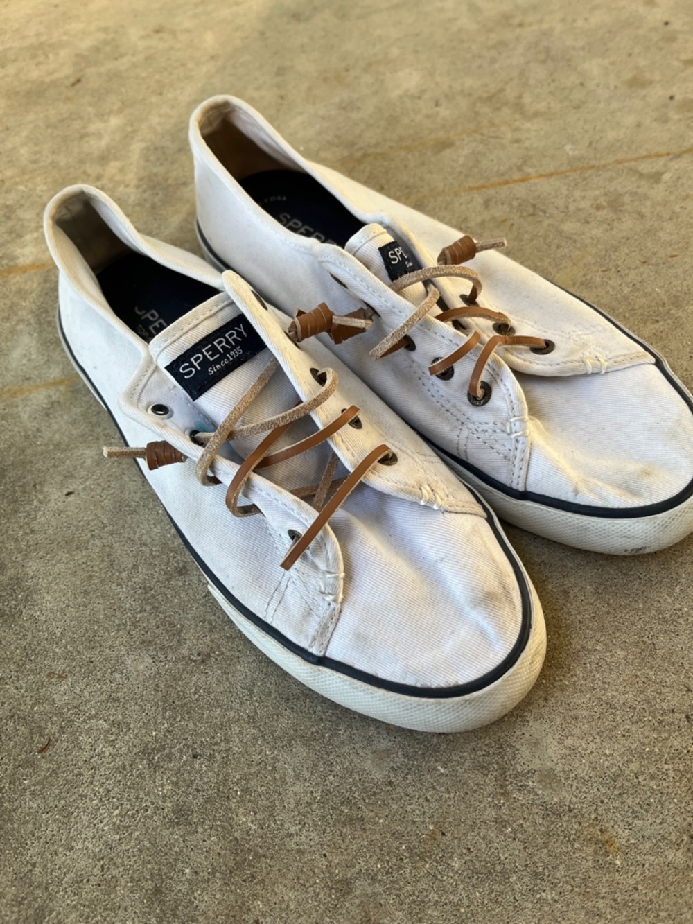 Sperry Pier View White Canvas Boat Shoes with Brown Leather Laces - Picture 2 of 7